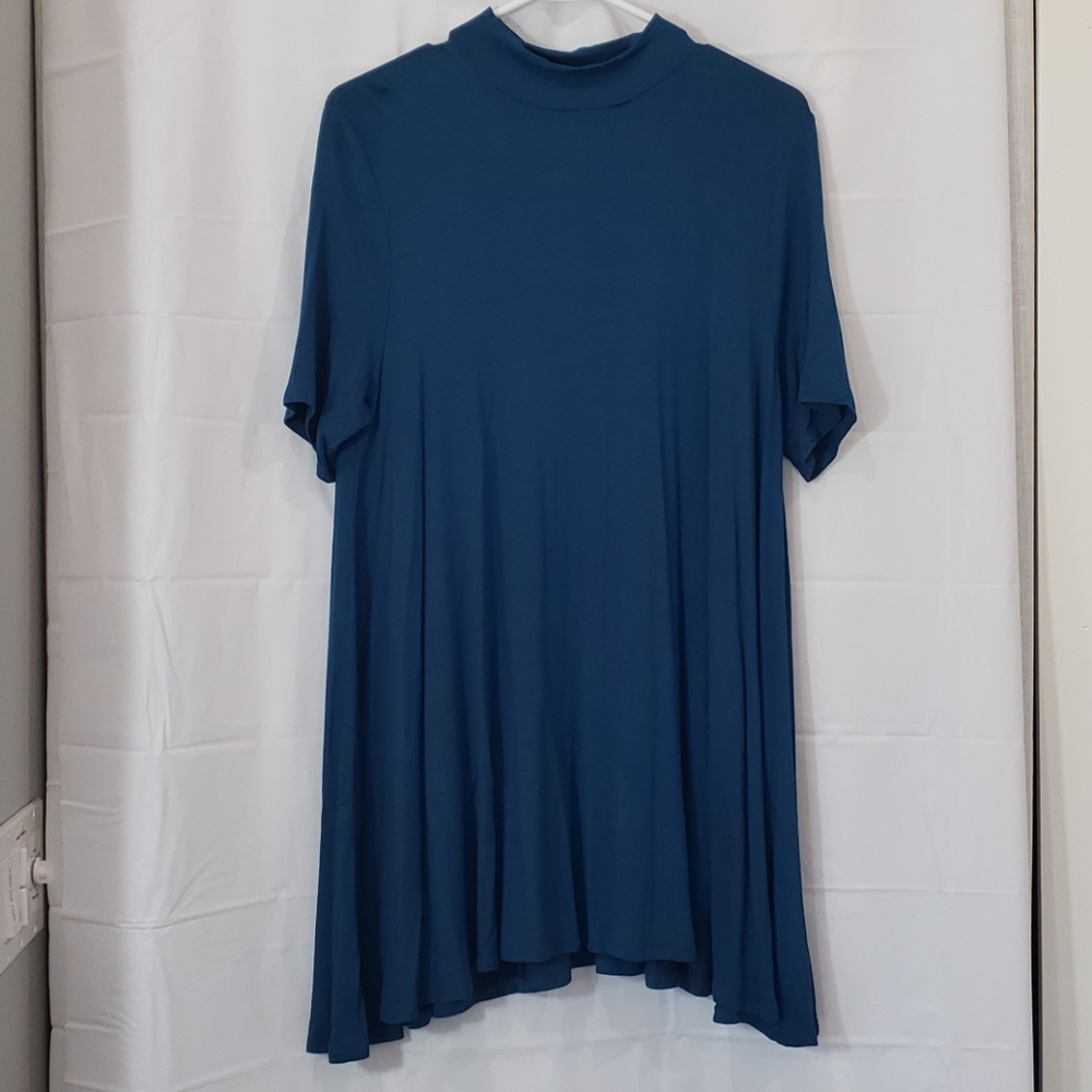 Deep teal tunic.